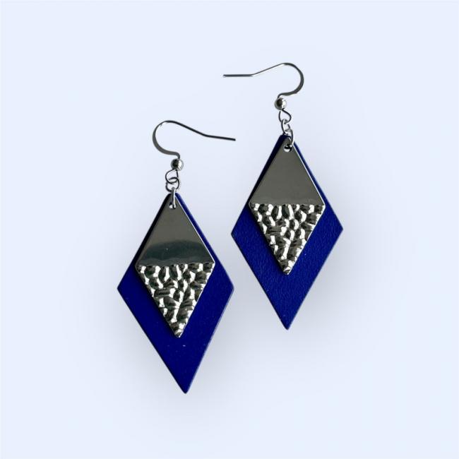 BOUCLES D'OREILLES EN CUIR BLEU MODÈLE KATI