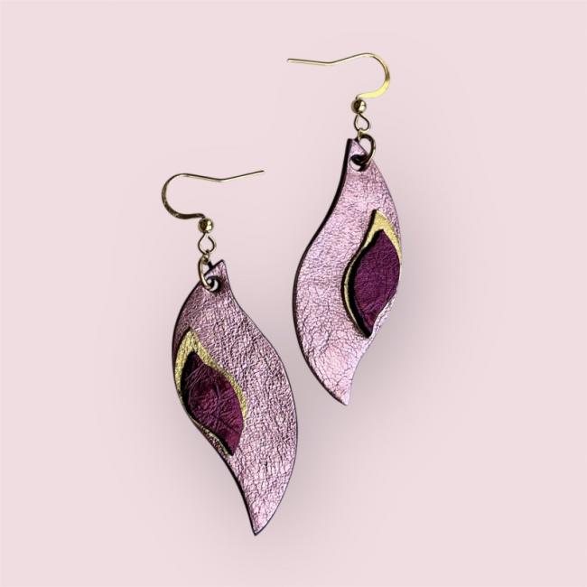BOUCLES D'OREILLES FEUILLES EN CUIR MODÈLE ZELY