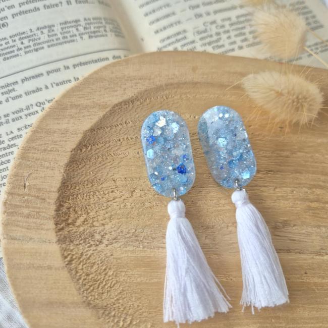 Boucle pompon blanc, acie rinoxydable