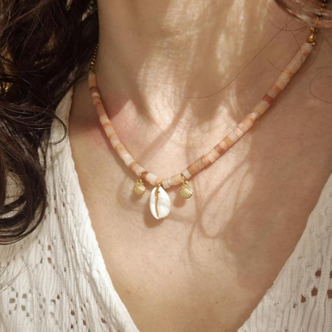 Collier orangé coquillage, acier inoxydable