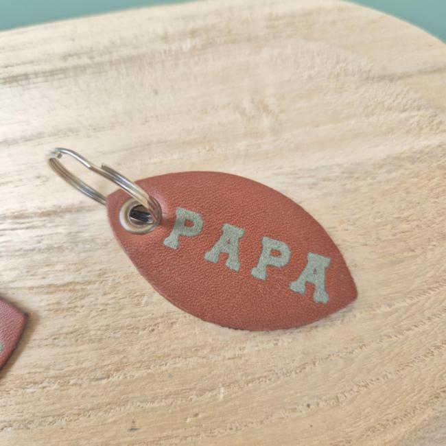 Porte-cl&eacute;s Papa Marron &agrave; personnaliser