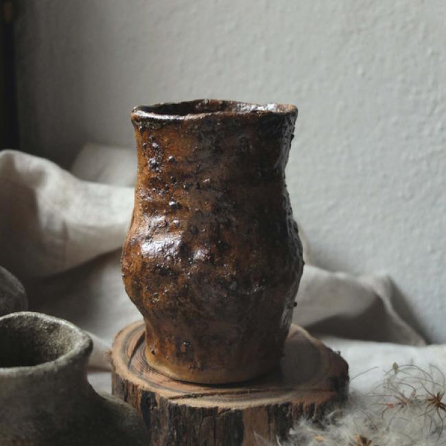 Vase KDOU