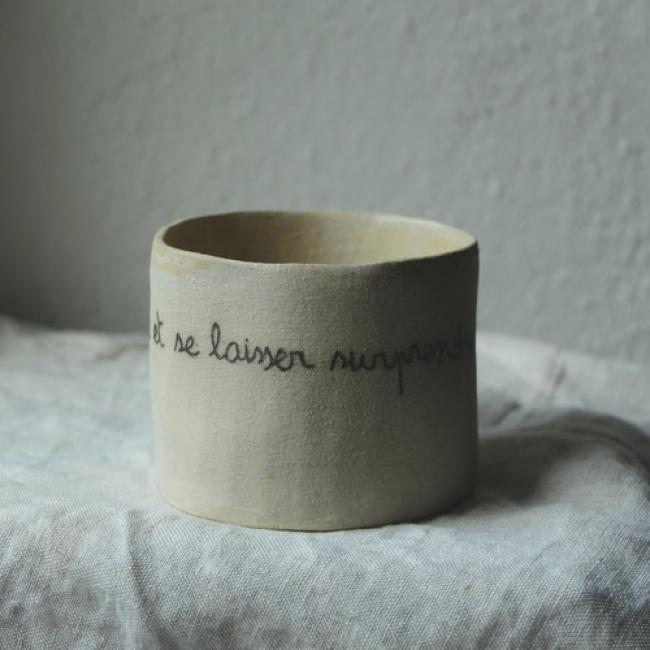 Tasse grès - Se laisser surprendre
