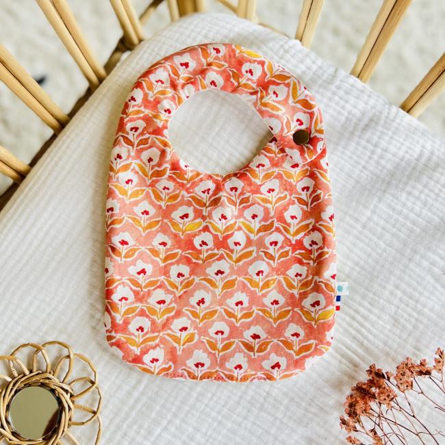 Petit Bavoir En Fleurs