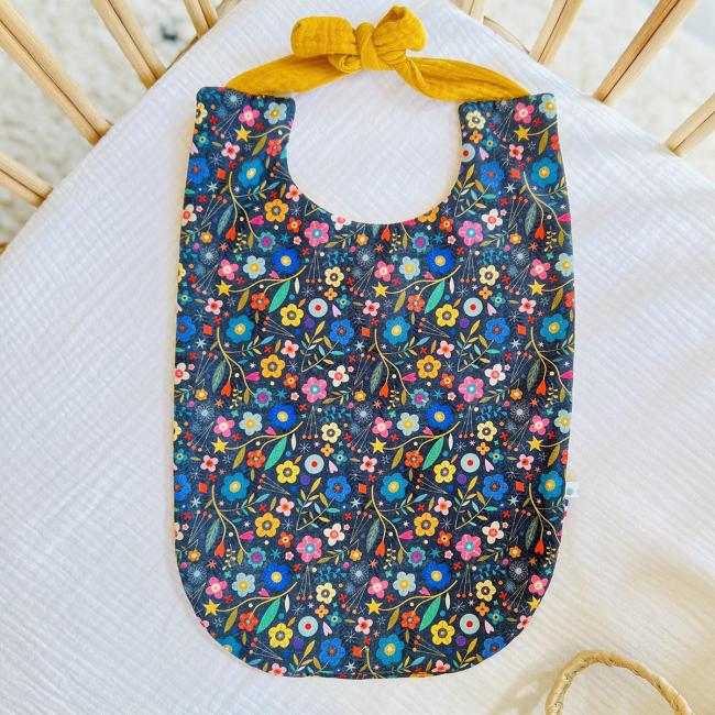 Le grand bavoir – Jolies Fleurs