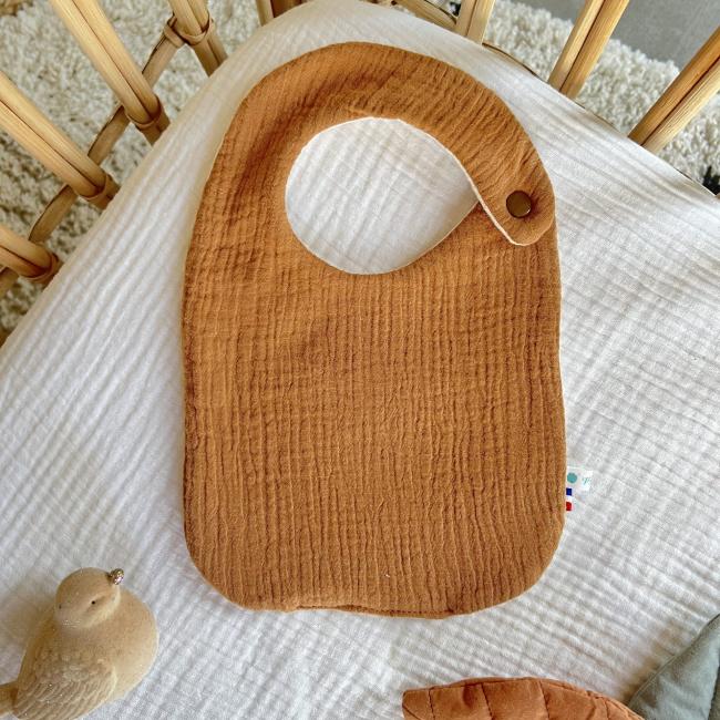 Petit Bavoir Camel d&rsquo;Automne