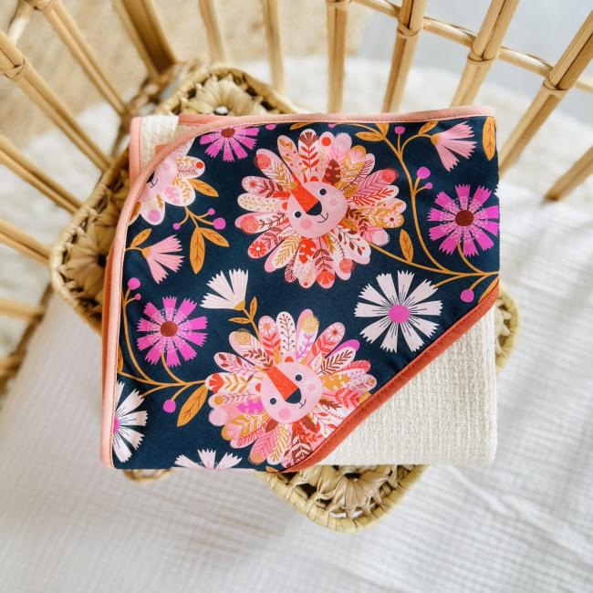 La cape de bain Lions d&rsquo;Automne