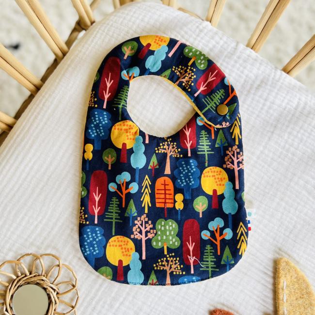 Petit Bavoir Joli Bois