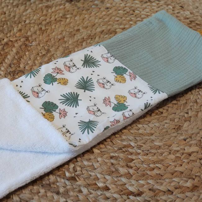 Le tapis &agrave; langer nomade – Mini jungle