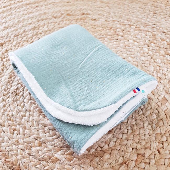 Serviette &agrave; langer verte – Lydie et Cl&eacute;ment