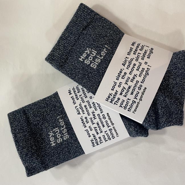 Chaussettes Hey Soul Sister gris pailleté