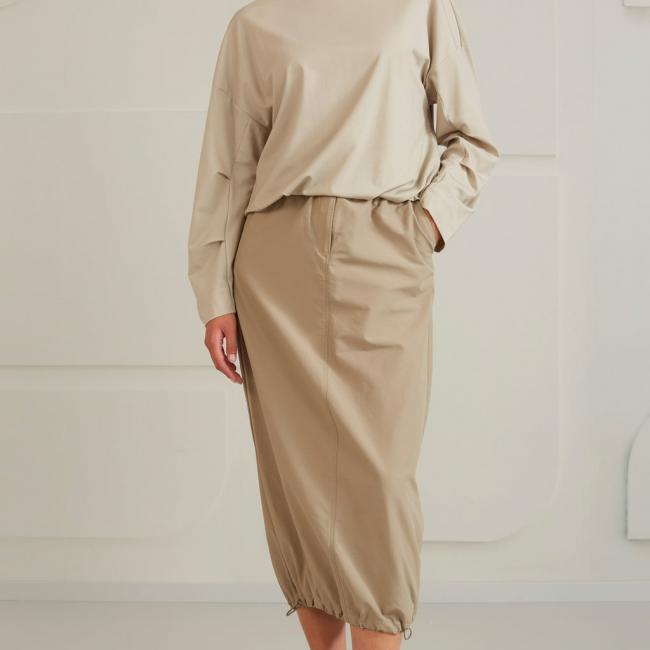 Jupe cargo coupe midi en nylon avec poches et élastique