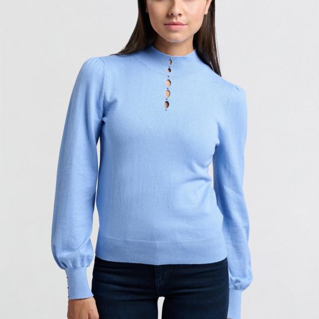 Pull col montant, boutons en finition, manches ballon