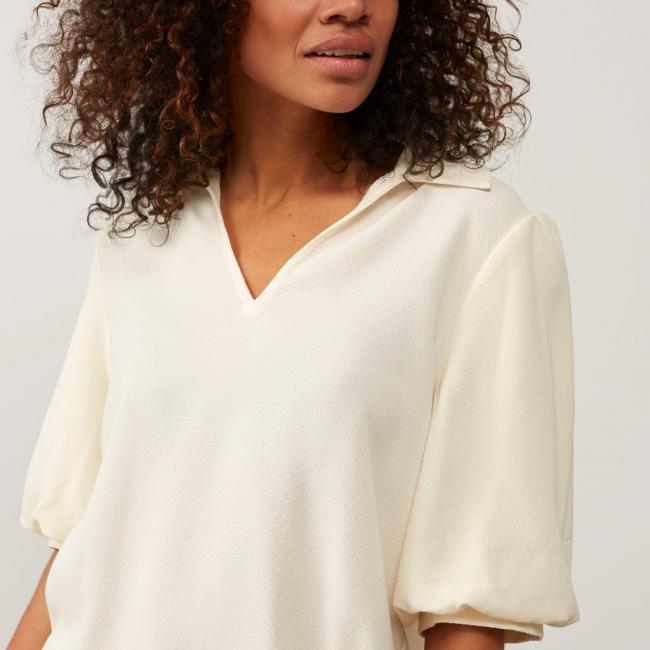 Haut tunique col V, manches courtes bouffantes, coupe large