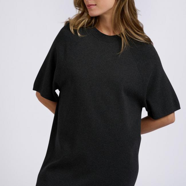 Robe T-shirt manches courtes à col rond