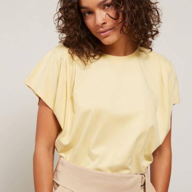 T-shirt manches courtes, col rond, détails plissés