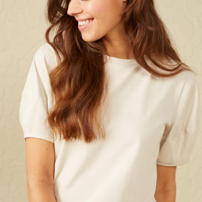 T-shirt en coton, col ras du cou, manches courtes bouffantes