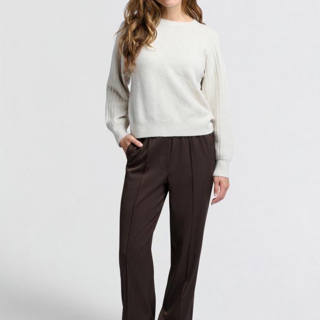 Pantalon tailleur large, fente de côté, taille élastiquée