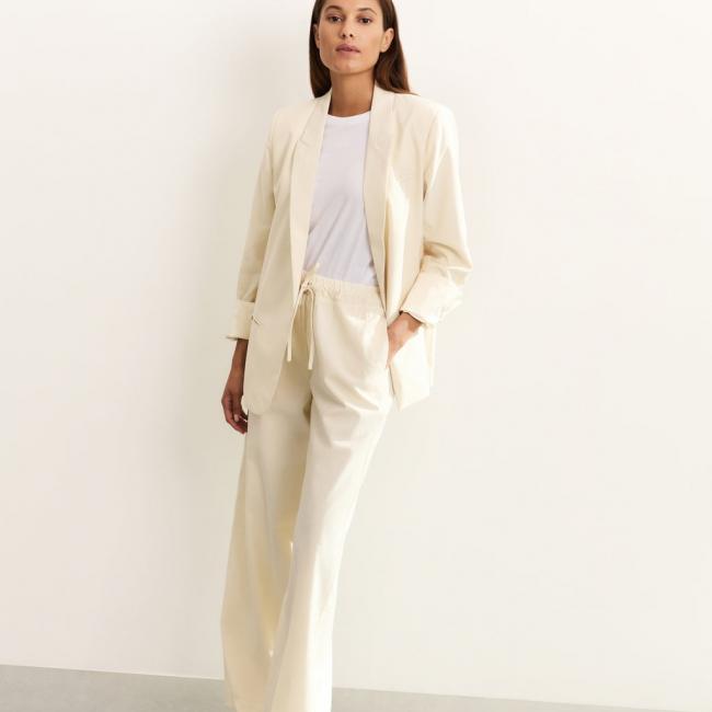 Pantalon droit large, taille satinée