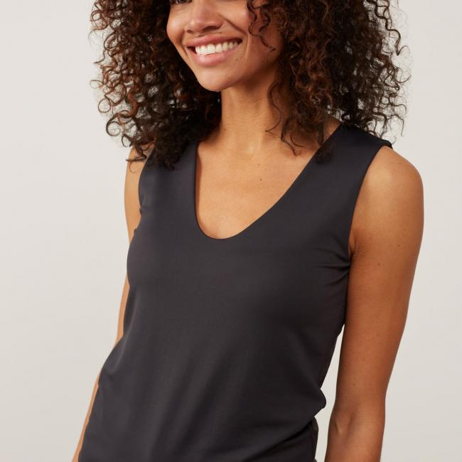 Singlet basique avec col rond en V et larges bretelles
