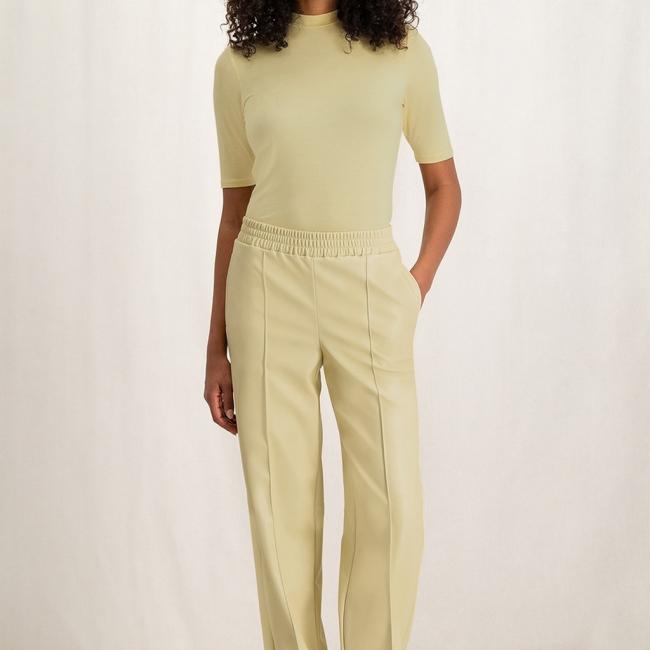 Pantalon large en simili cuir, taille élastiquée et poches