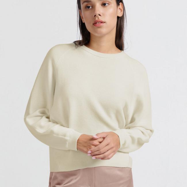 Pull doux à surpiqûres