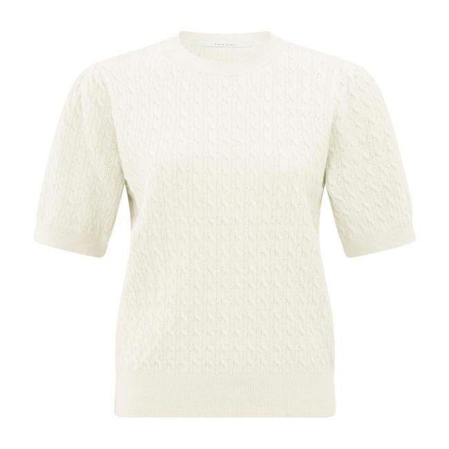Pull en tricot torsadé, col rond et manches courtes