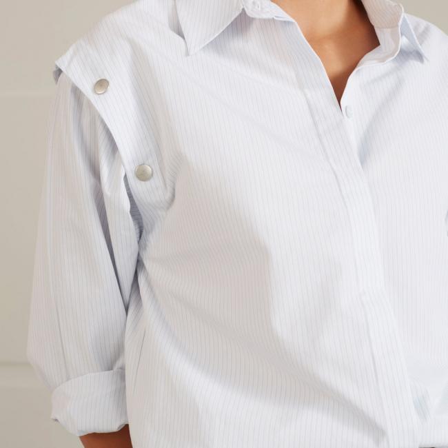 Chemise à rayures, manches longues avec col et boutons
