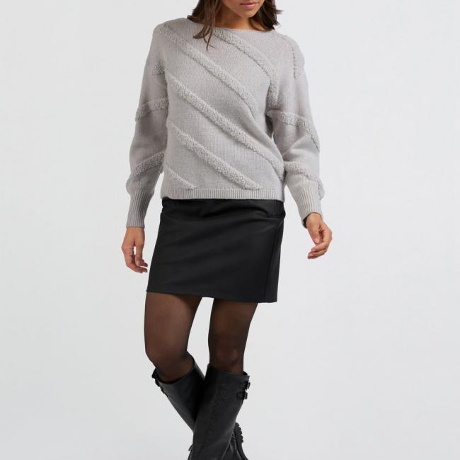 Pull col rond, manches longues et rayures en diagonale