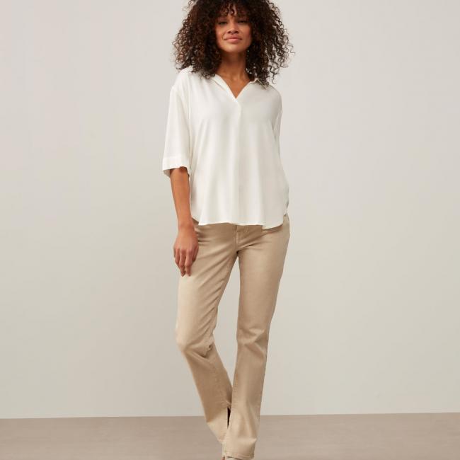 Blouse large col V, demi-manches, épaules tombantes