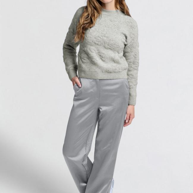 Pantalon tailleur droit et large, en satin avec poches