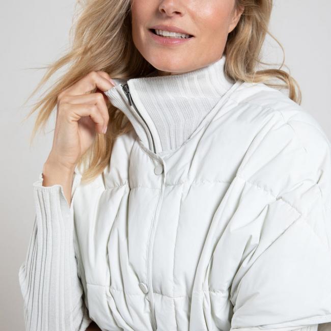 Doudoune oversize, col rond et boutons pression