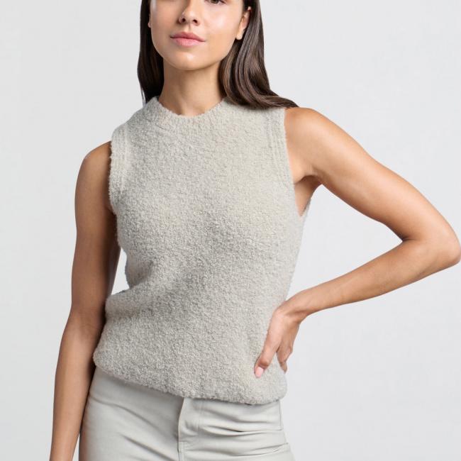 Pull doux sans manches en maille bouclée et à col rond