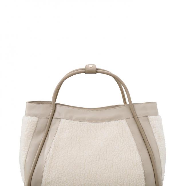 Sac en cuir avec détails sherpa
