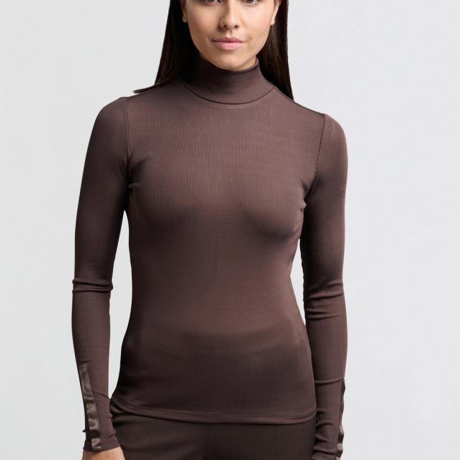 Haut manches longues, col montant, maille fine avec boutons