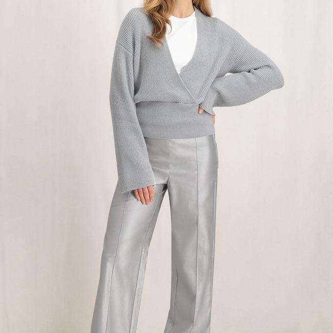 Pantalon métallisé en simili cuir, coupe large avec zip
