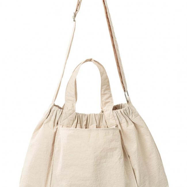 Sac de sport avec anse en bandoulière, poches et élastique