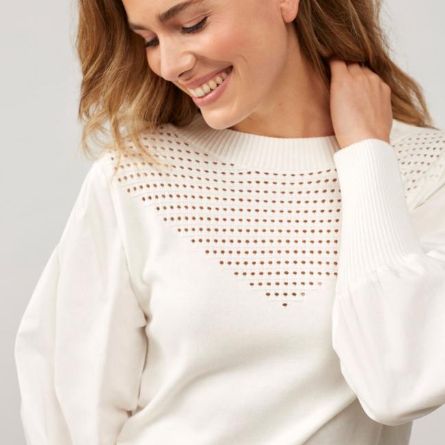 Pull maille pointelle, col rond, manches longues bouffantes