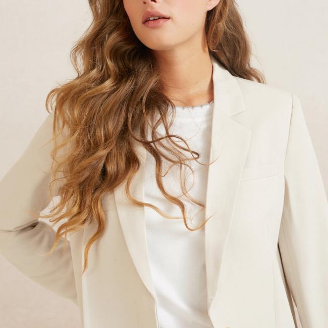 Blazer oversize avec poches, boutons et coutures apparentes