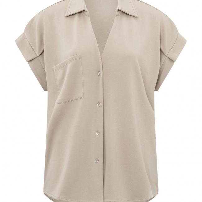Chemise col V, manches courtes, boutons et détail plié