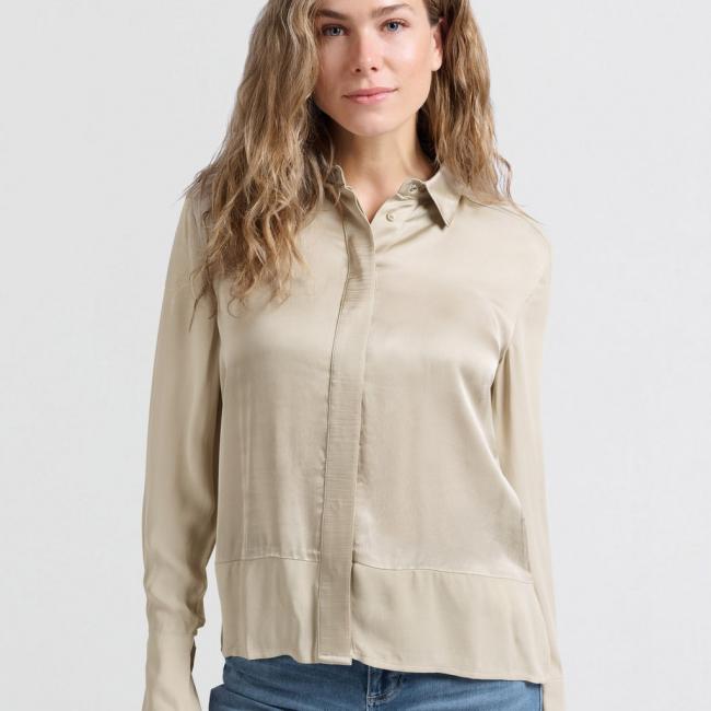 Blouse en satin multitextures
