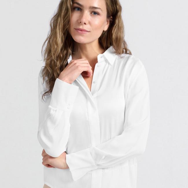 Blouse en satin multitextures