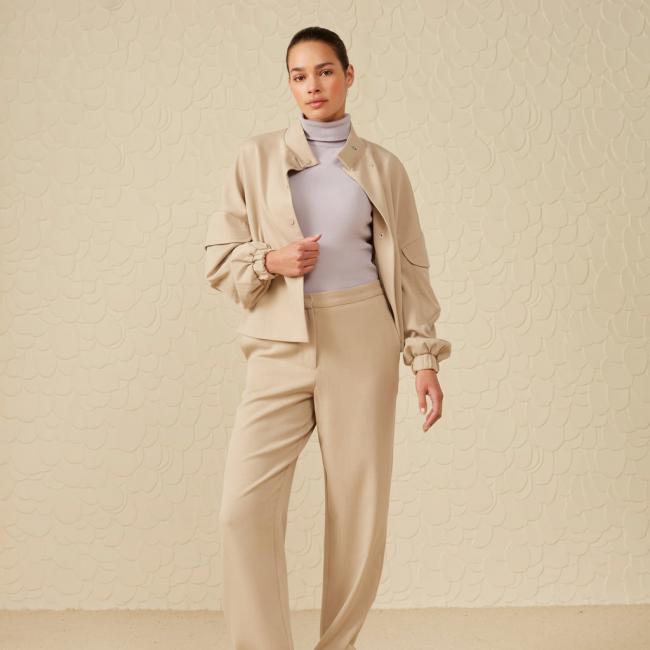 Veste bomber douce manches longues avec boutons et poches