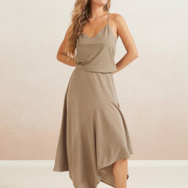 Jupe asymétrique fluide à taille élastique et coutures