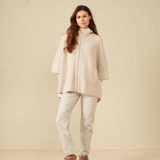 Cardigan en maille bouclée, col montant, demi-manches