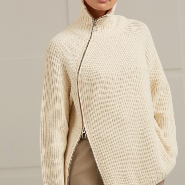 Pull côtelé col roulé, manches longues et fermeture éclair