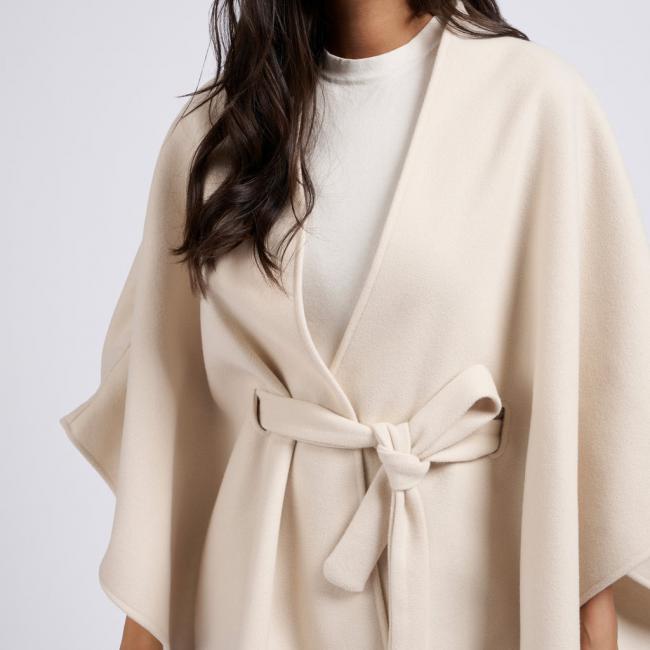 Poncho souple, manches larges, col V et ceinture à nouer