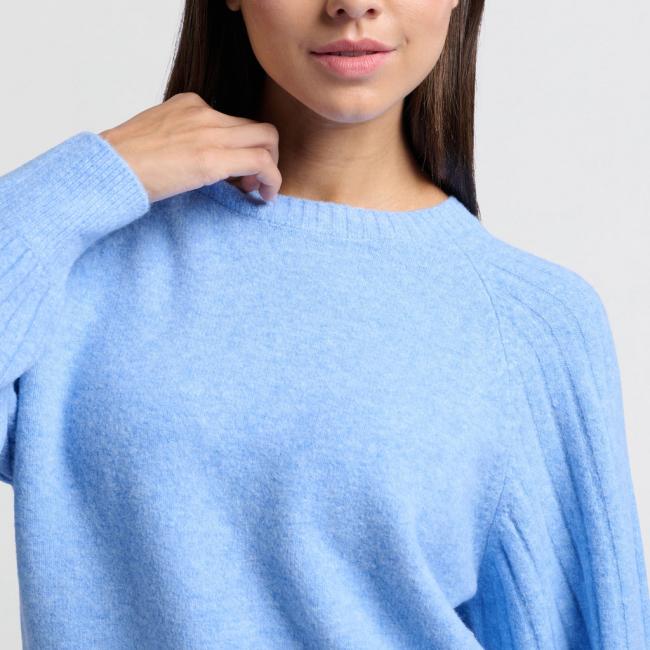Pull doux en maille côtelée, col rond et manches longues