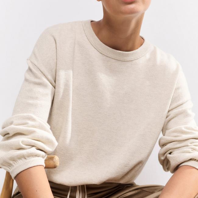 Pull avec cordons à l'ourlet et coupe ample