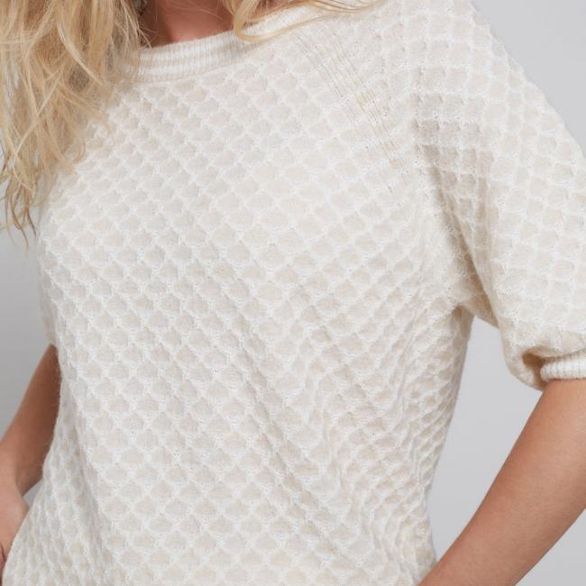 Pull maille texturée, col rond, manches courtes bouffantes